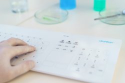InduProof PRO - Wasserdichte Voll-Silikontastatur